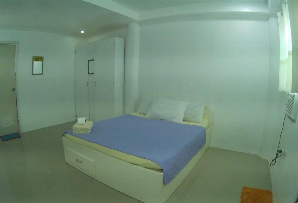 Cronin Residence Resort Oslob Extérieur photo