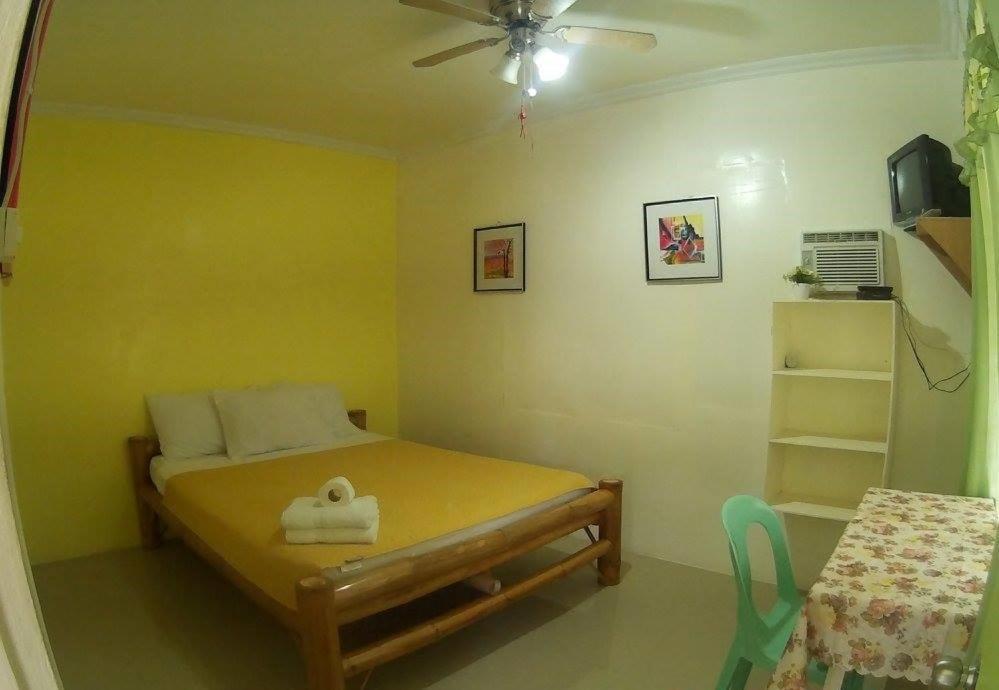 Cronin Residence Resort Oslob Extérieur photo
