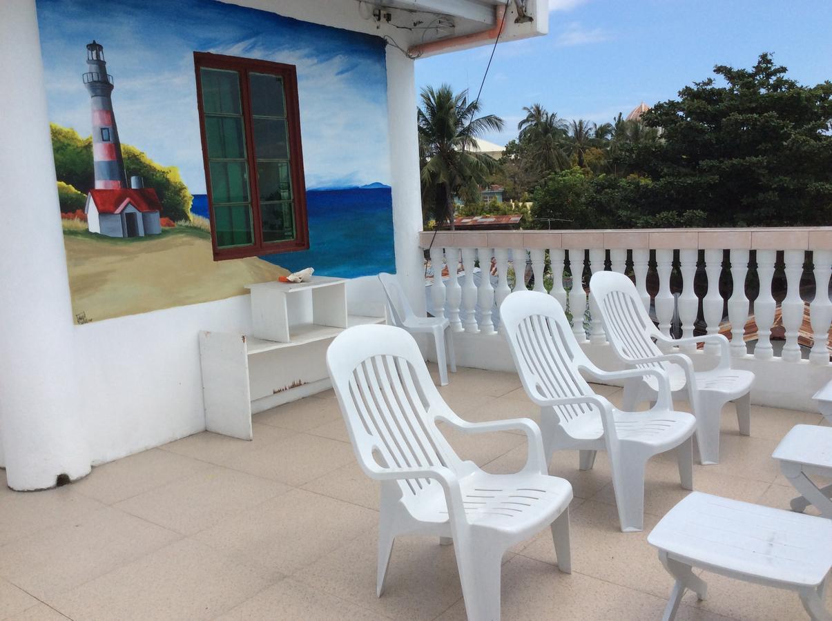 Cronin Residence Resort Oslob Extérieur photo