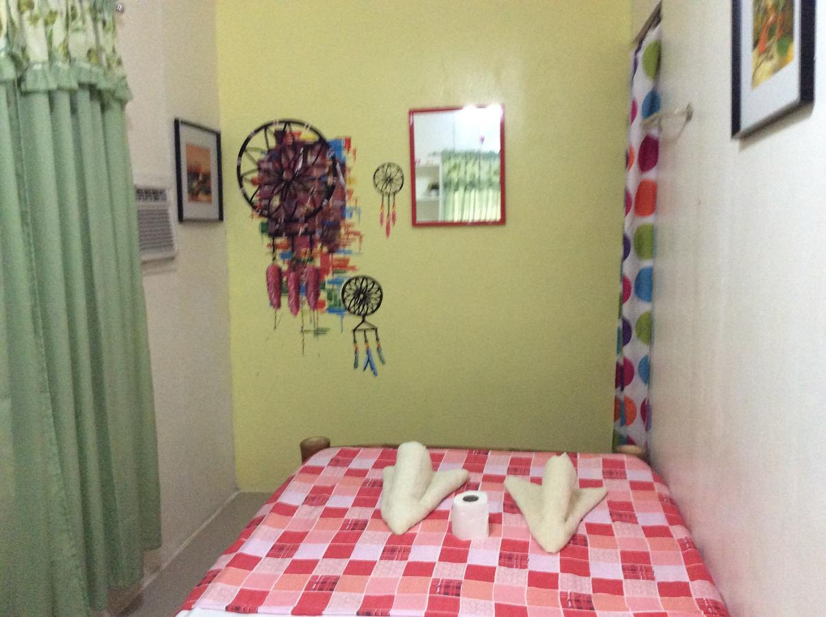 Cronin Residence Resort Oslob Extérieur photo
