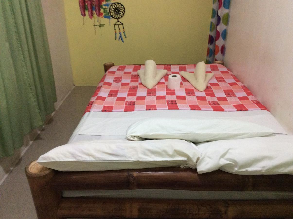 Cronin Residence Resort Oslob Extérieur photo