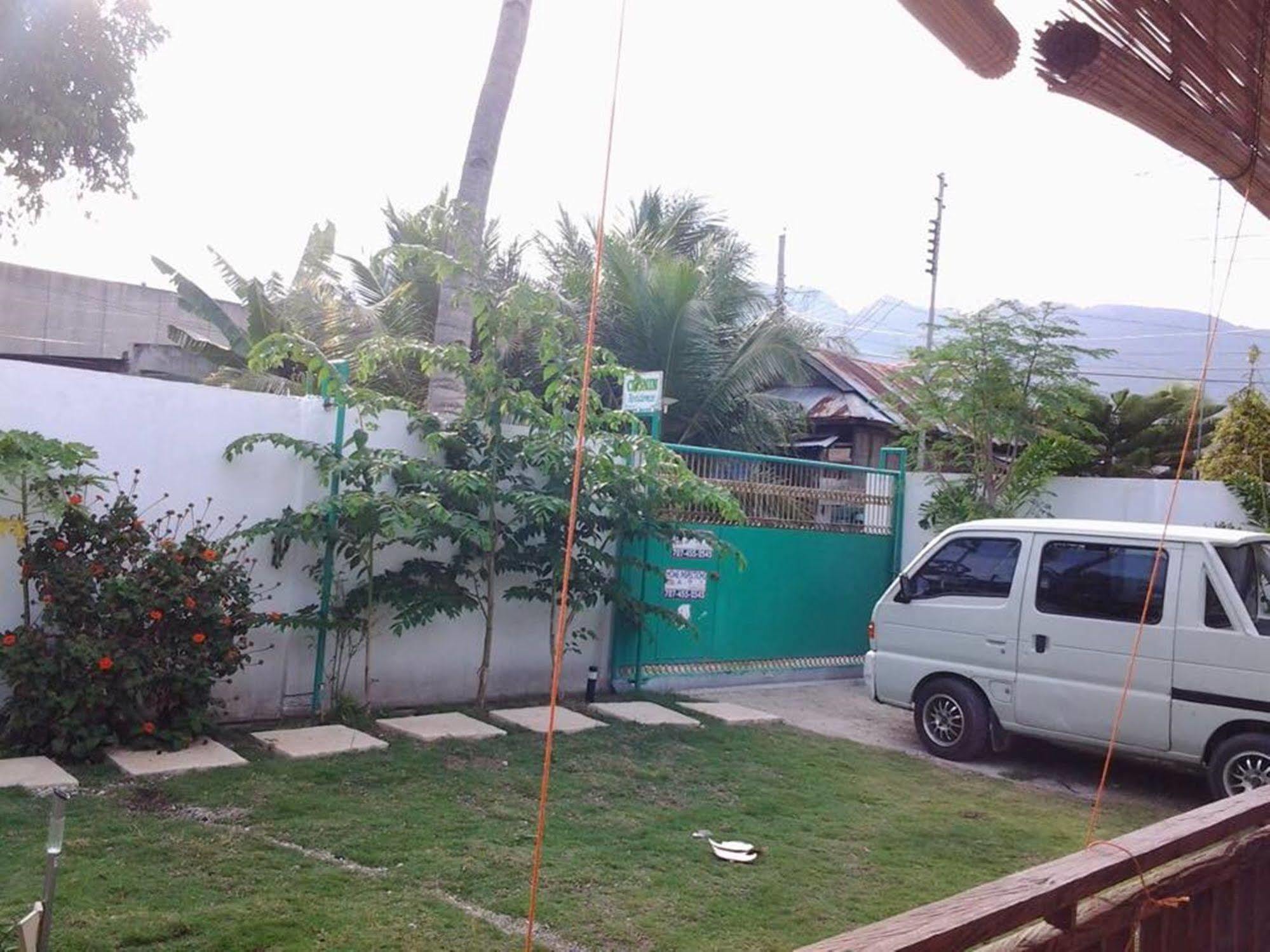 Cronin Residence Resort Oslob Extérieur photo