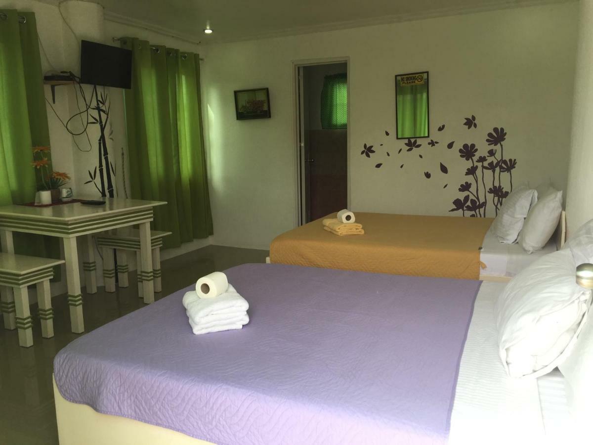 Cronin Residence Resort Oslob Extérieur photo