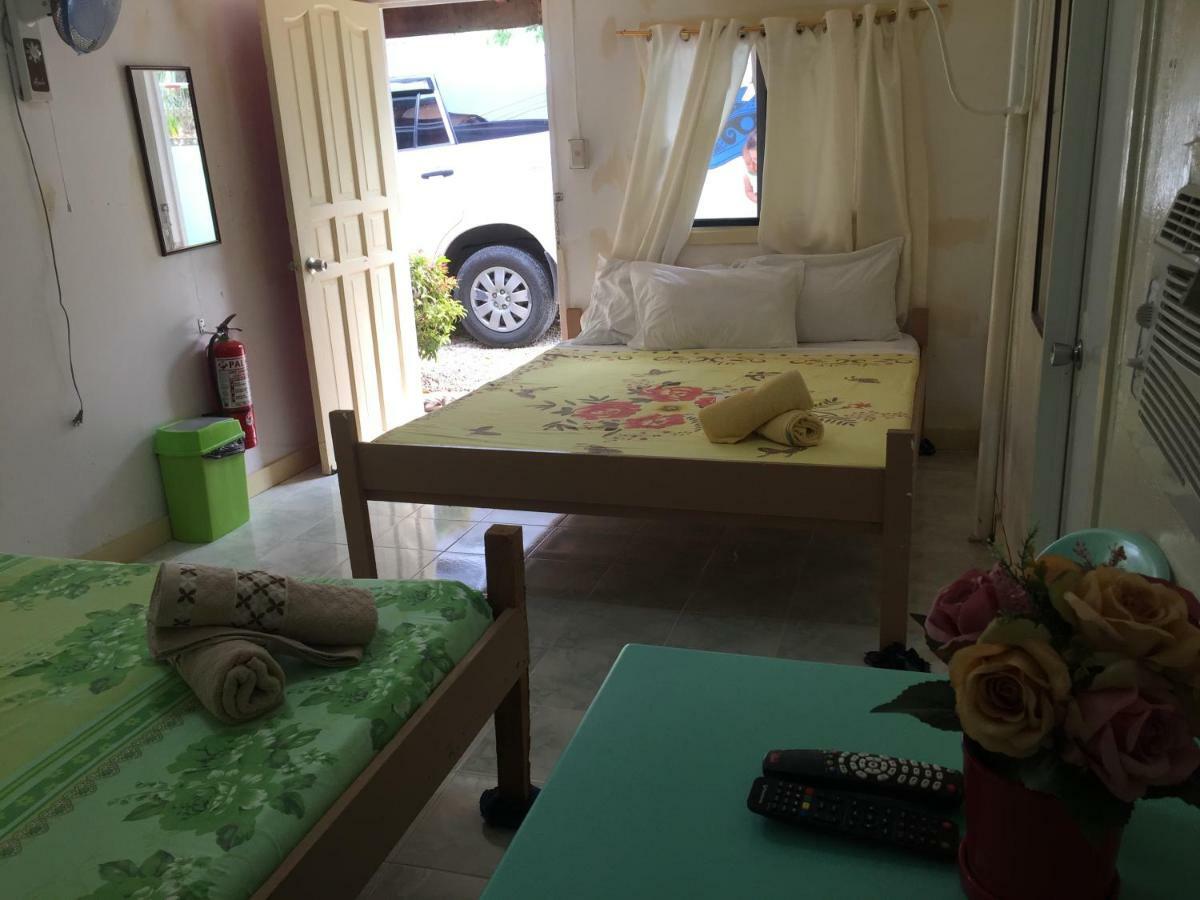 Cronin Residence Resort Oslob Extérieur photo
